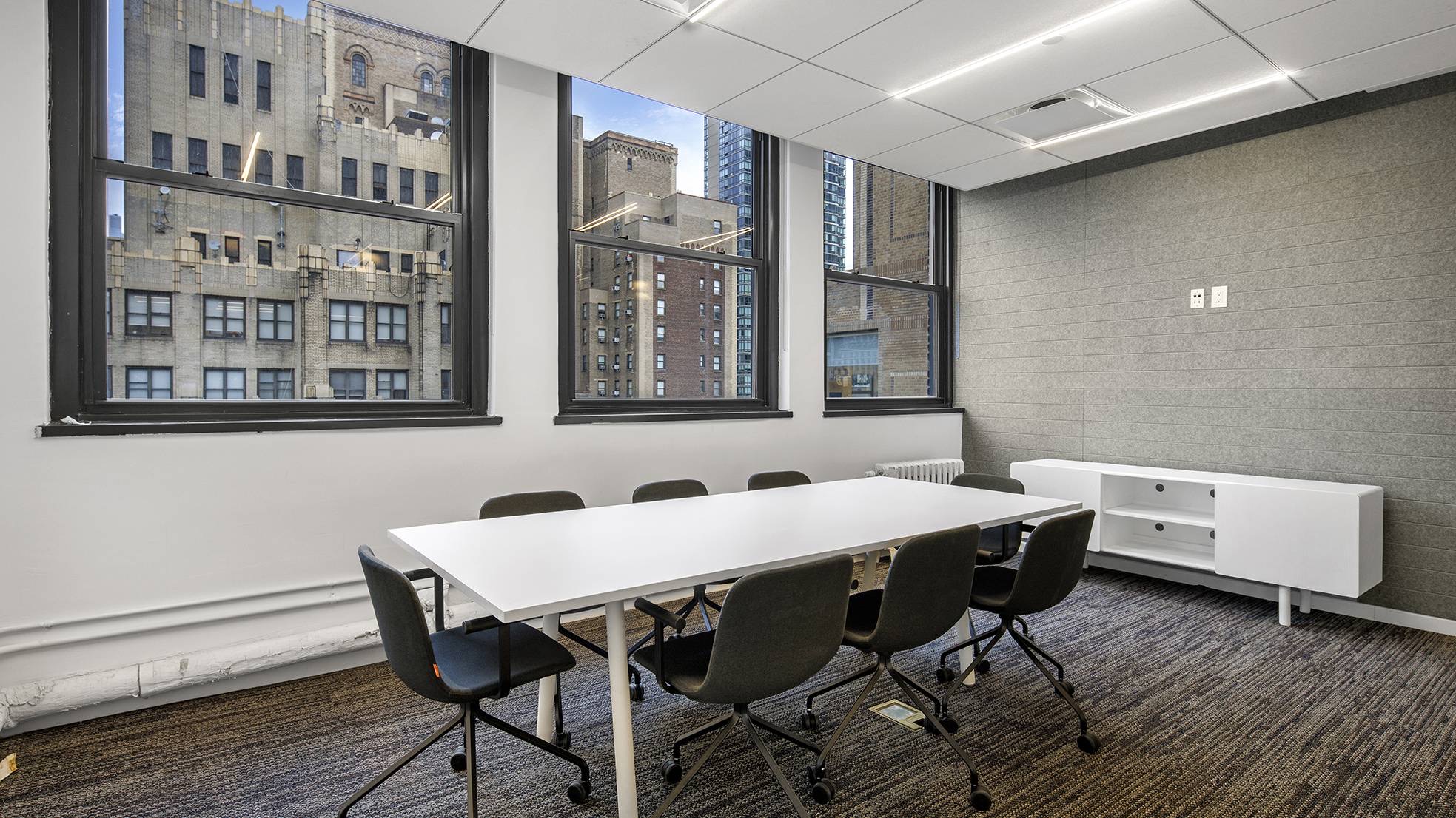 Suite 1404, 345 7th Avenue
