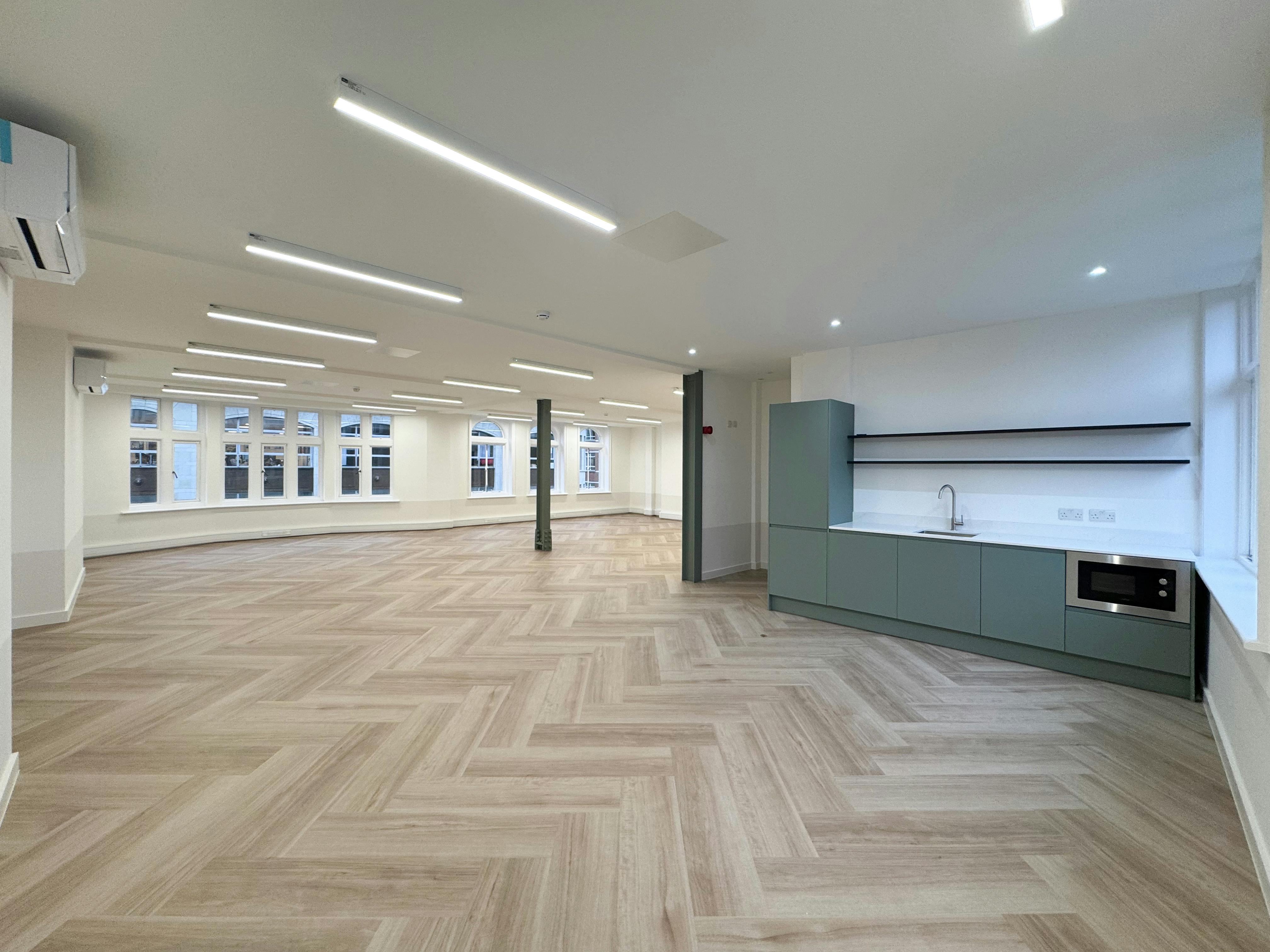 36-38 Mortimer Street, East