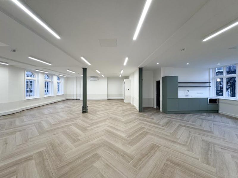 36-38 Mortimer Street, East