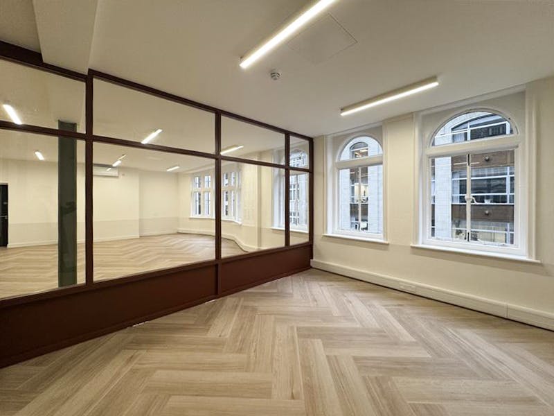 36-38 Mortimer Street, East