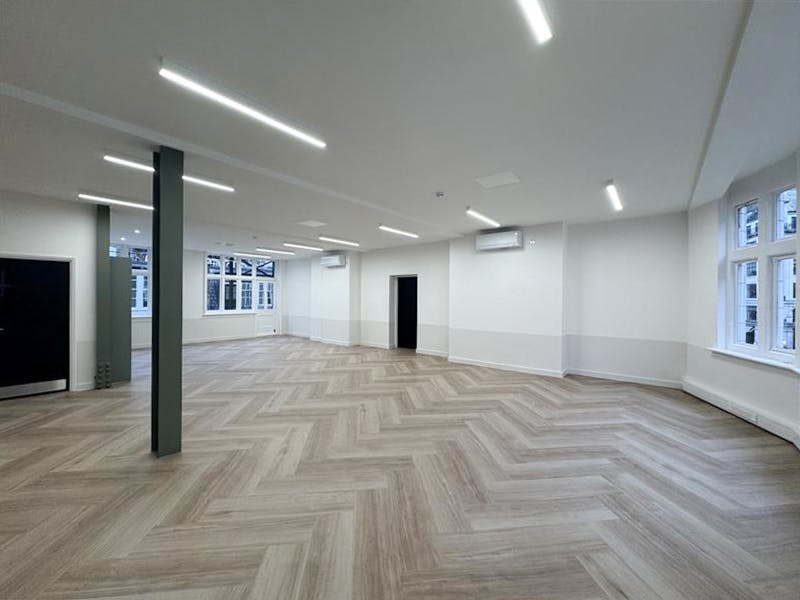 36-38 Mortimer Street, East