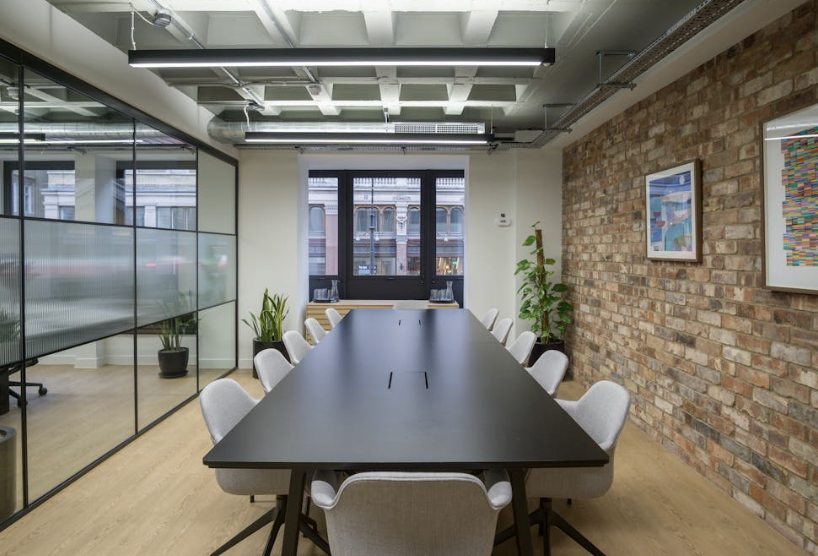 390 Strand