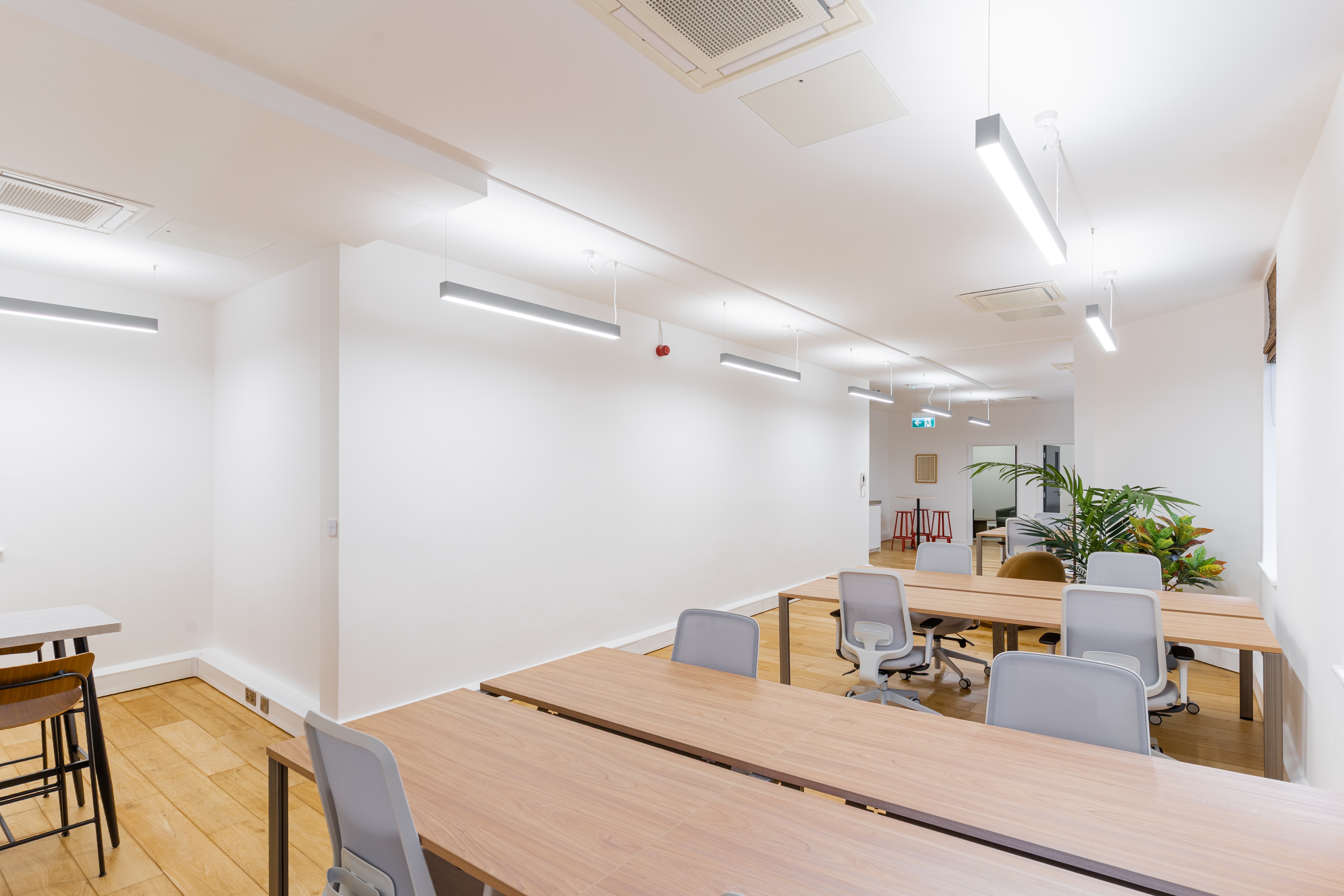 23 Clerkenwell Close