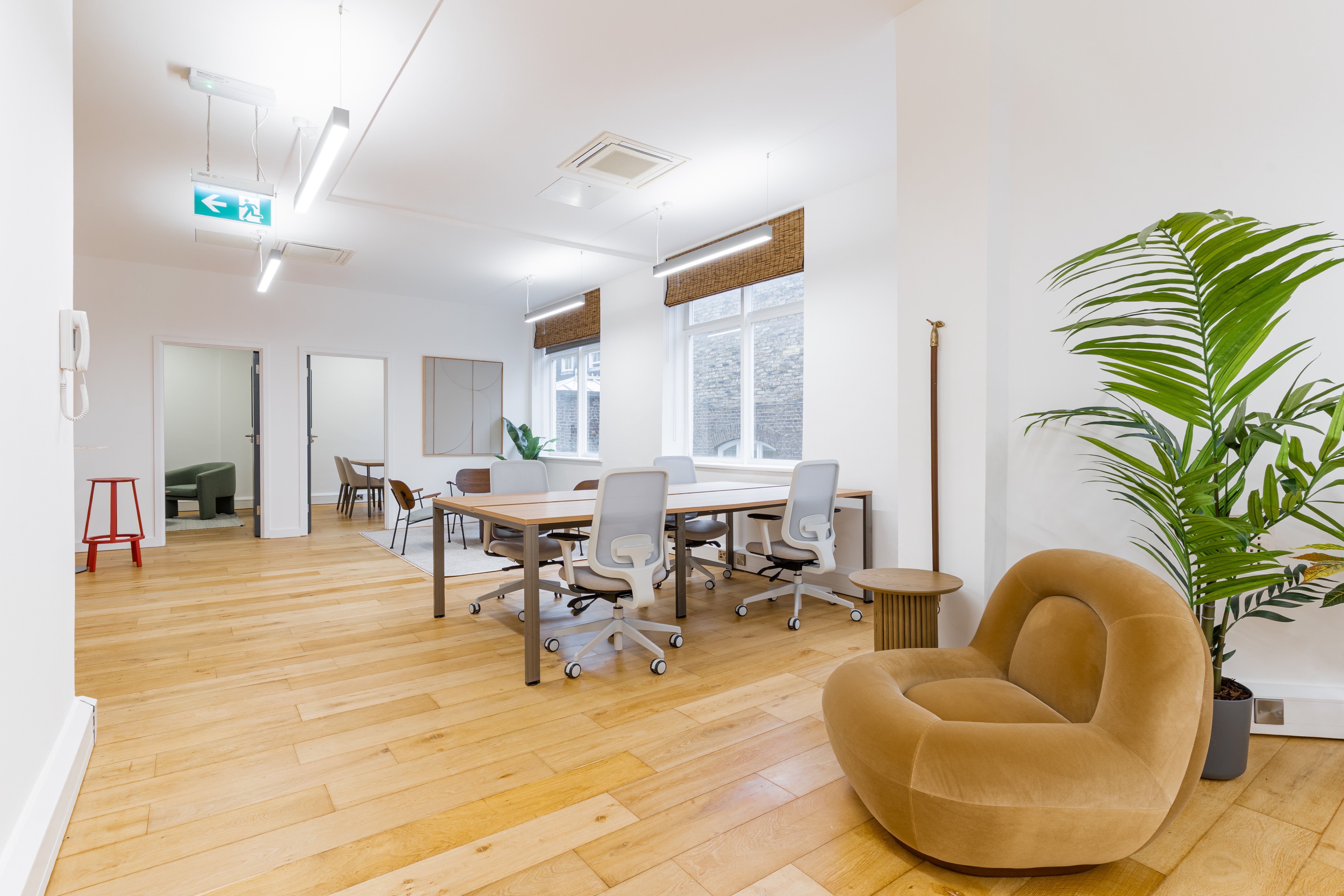 23 Clerkenwell Close