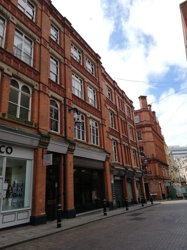 Listing image
